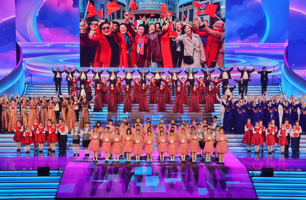 2023年11月26日晚，2023年上海市民文化節市民合唱大賽暨第九屆“金秋閔行”上海合唱 節展演在旗忠網球中心盛大開幕，20支夢想合唱團走上夢想的舞臺，發布夢想宣言，與來自本市 各區、各條線、各大口的優秀市民合唱團近5000人同聲高歌。