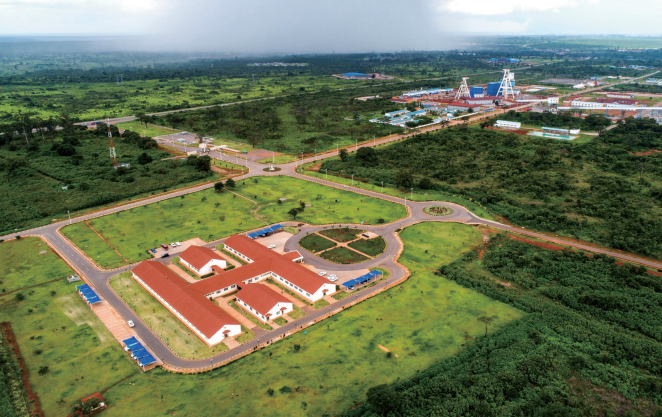 中國有色集團勇當保障國家戰略資源安全的主力軍，大力實施海外資源拓展行動。圖為中國 有色集團所屬企業中色非礦在贊比亞運營的“數字化標桿礦山”謙比希銅礦東南礦體礦區。