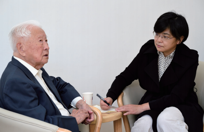 2020年9月30日，楊雪梅采訪陶瓷大家耿寶昌先生。