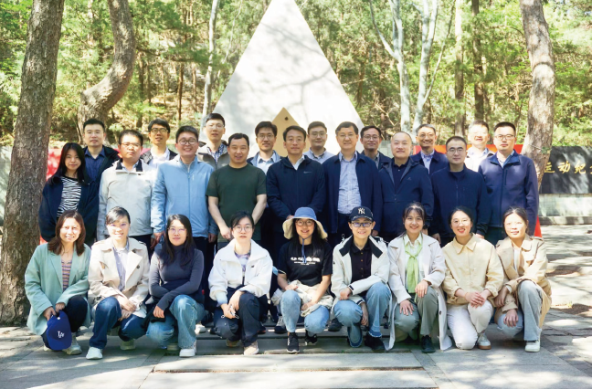 2024年4月23日，工業和信息化部規劃司黨支部赴“一二·九”運動紀念地開展主題黨日。