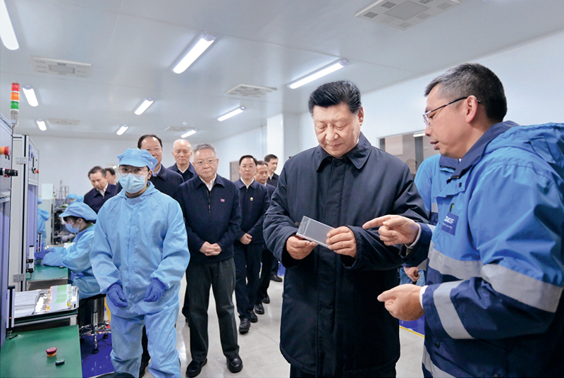 2024年3月18日至21日，中共中央總書記、國家主席、中央軍委主席習近平在湖南考察。這是18日下午，習近平在中德合資企業巴斯夫杉杉電池材料有限公司考察。 新華社記者 謝環馳/攝